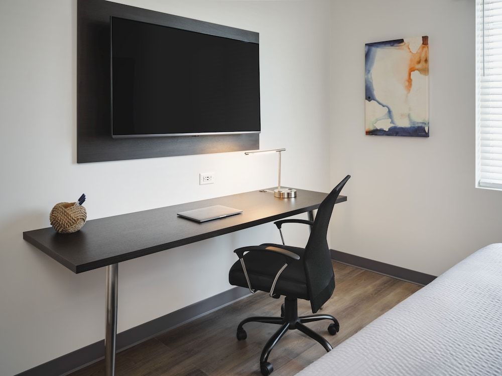 stayAPT Suites Louisville North-Clarksville 3
