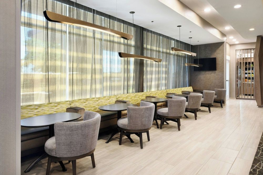 Springhill Suites By Marriott Dothan 3