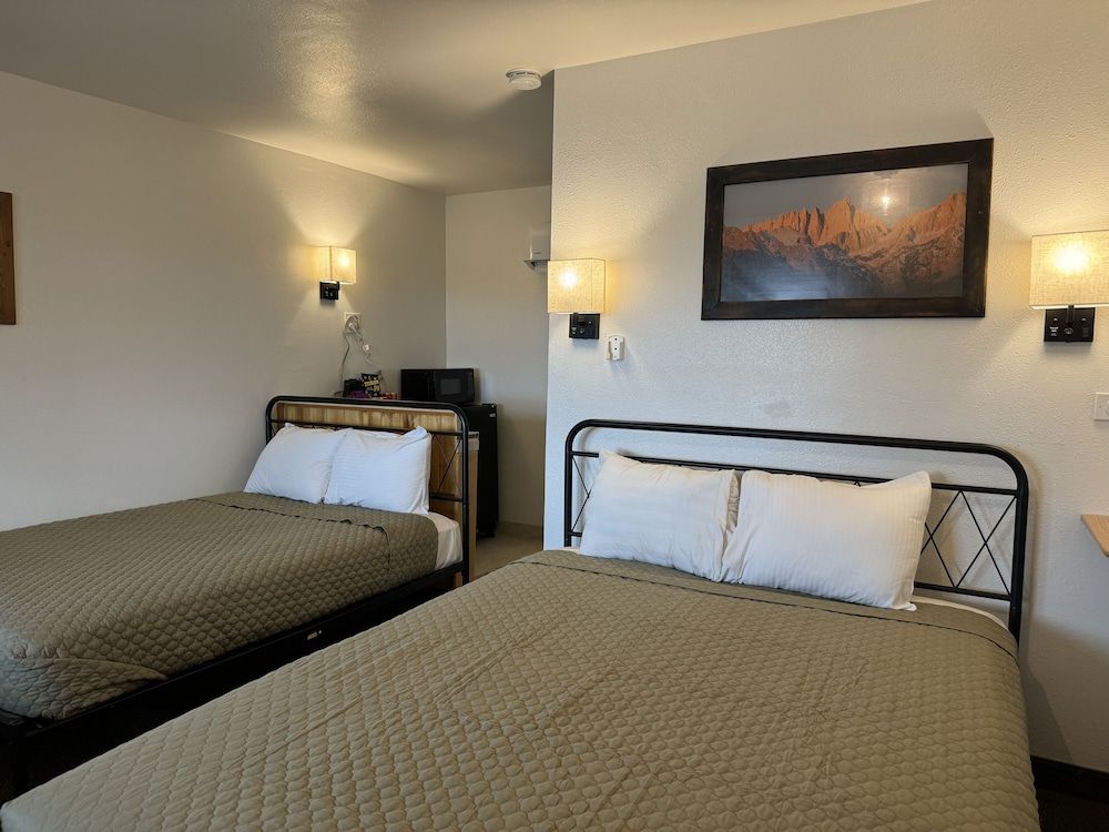 Eastern Sierra Motor lodge 3
