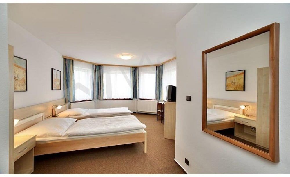 Hotel Rajsky 2