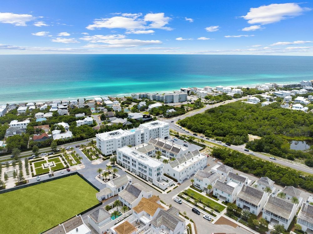 Kaiya Beach Resort -1 estrellas en Inlet Beach