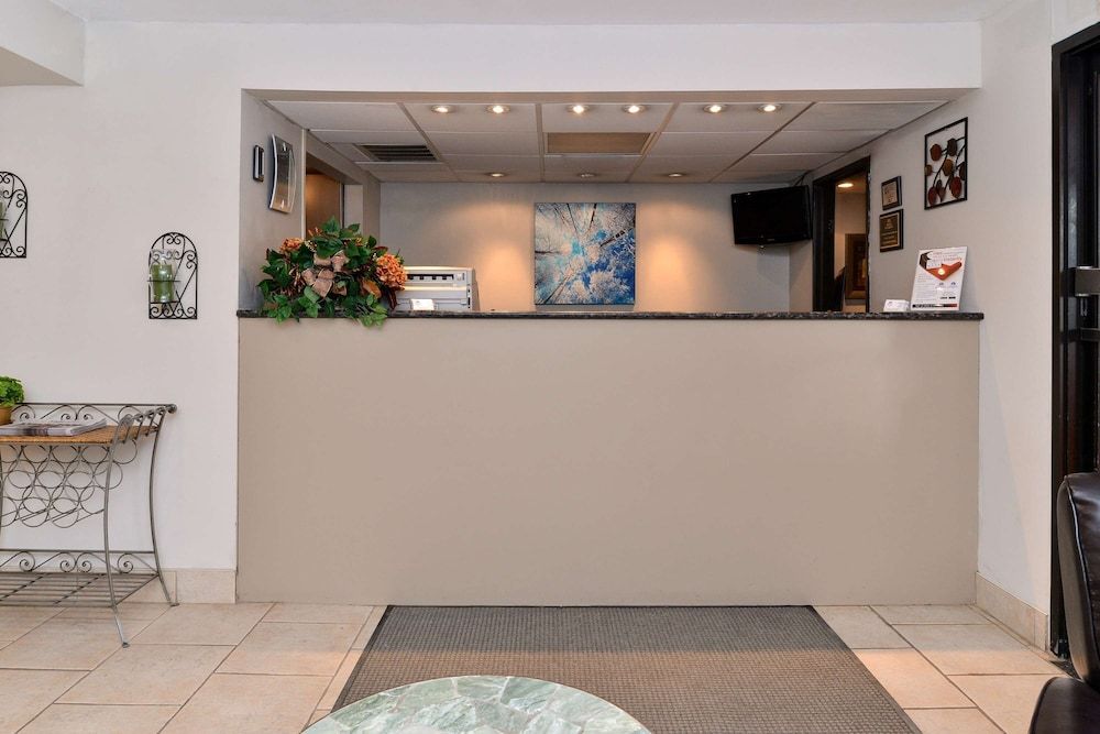 Americas Best Value Inn New Paltz 3