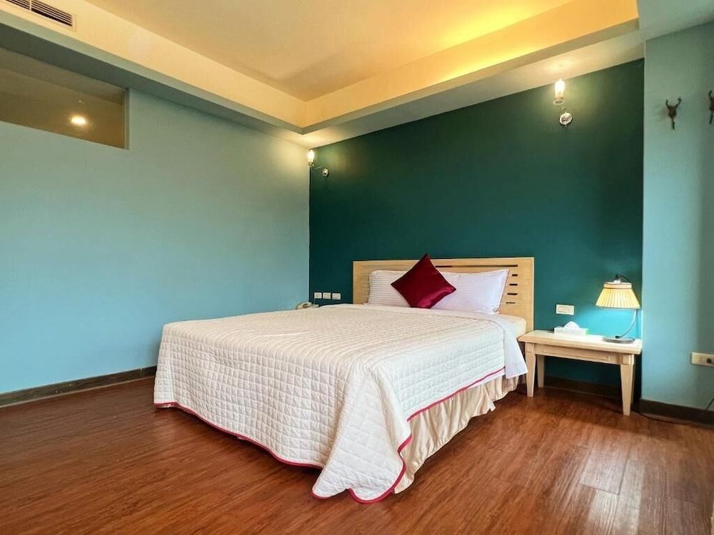 Jasmine Inn 3