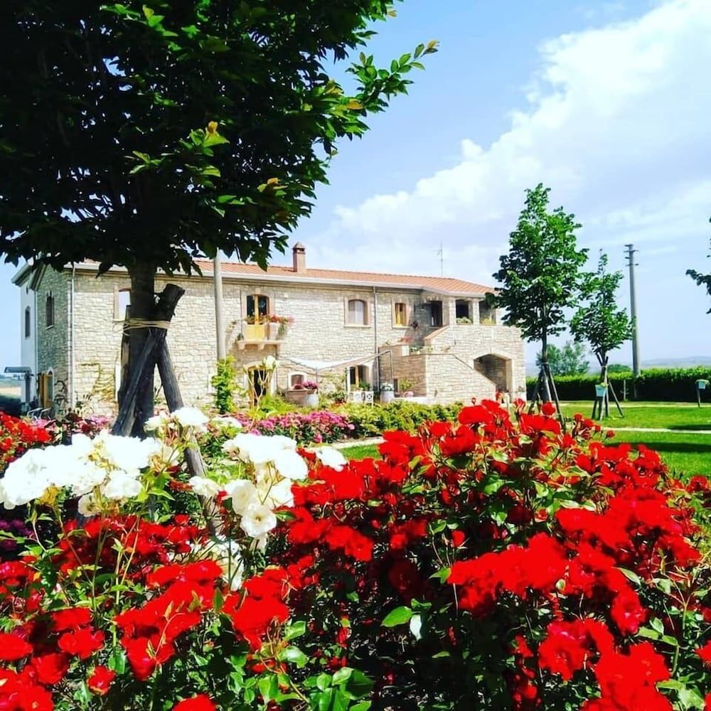 Masseria Fontana dei Fieri -1 estrellas en Pietrelcina