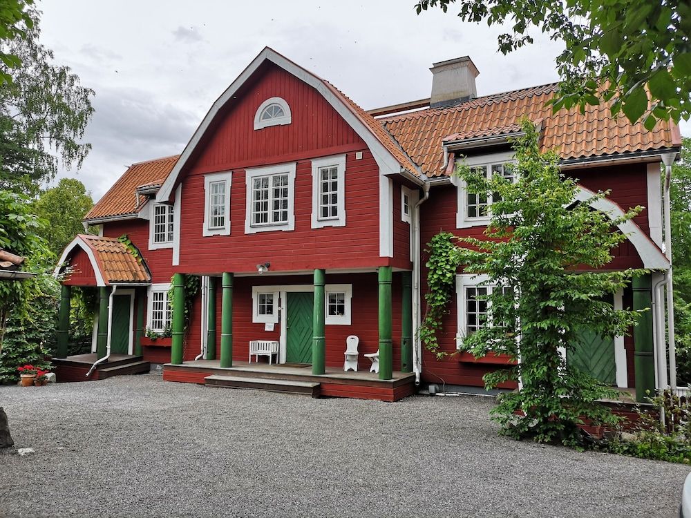 Varmdovagen B&B Cottage -1 estrelas em Nacka
