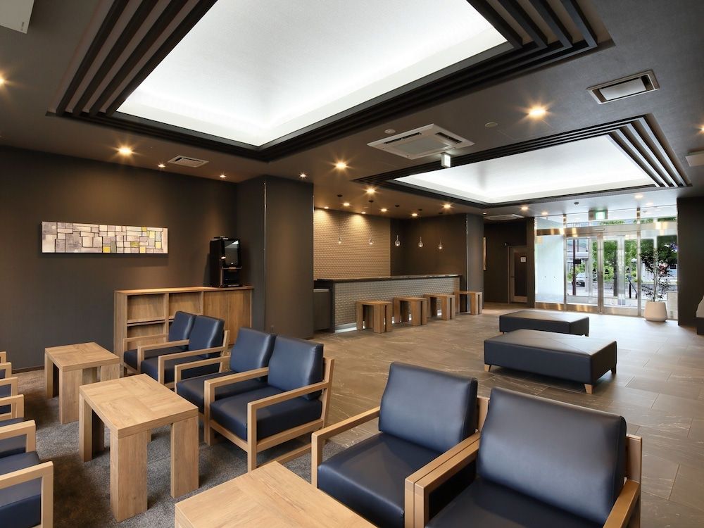 Hotel Route Inn Grand Kainan Ekimae 2