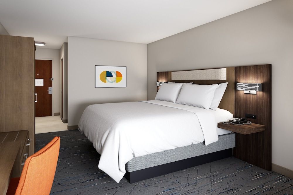 Holiday Inn Express & Suites Macclenny by IHG 2