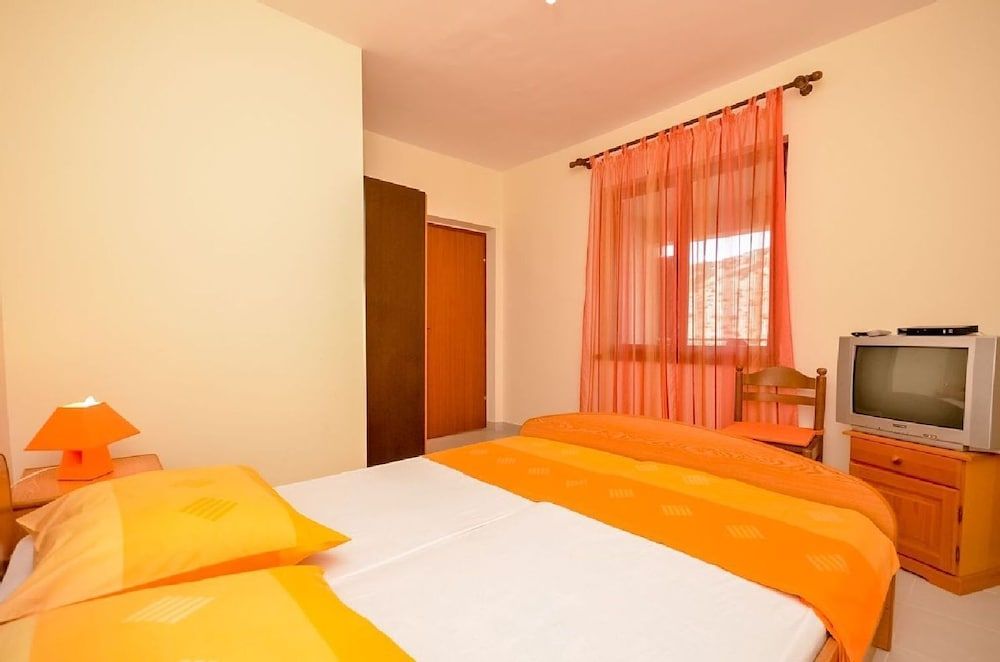House Marica 2