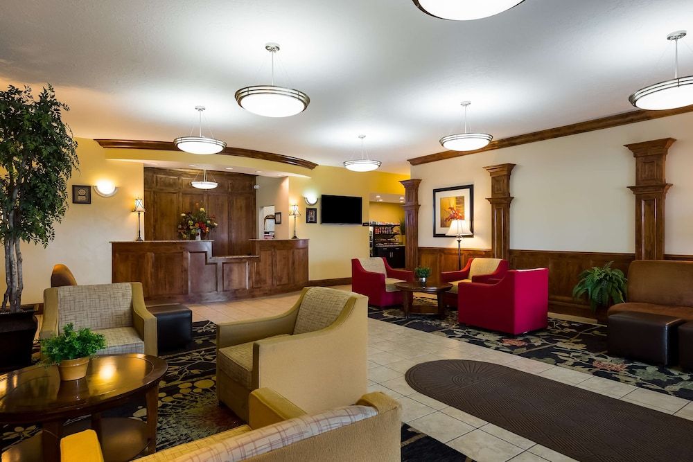 Best Western Plus Landmark Hotel 3