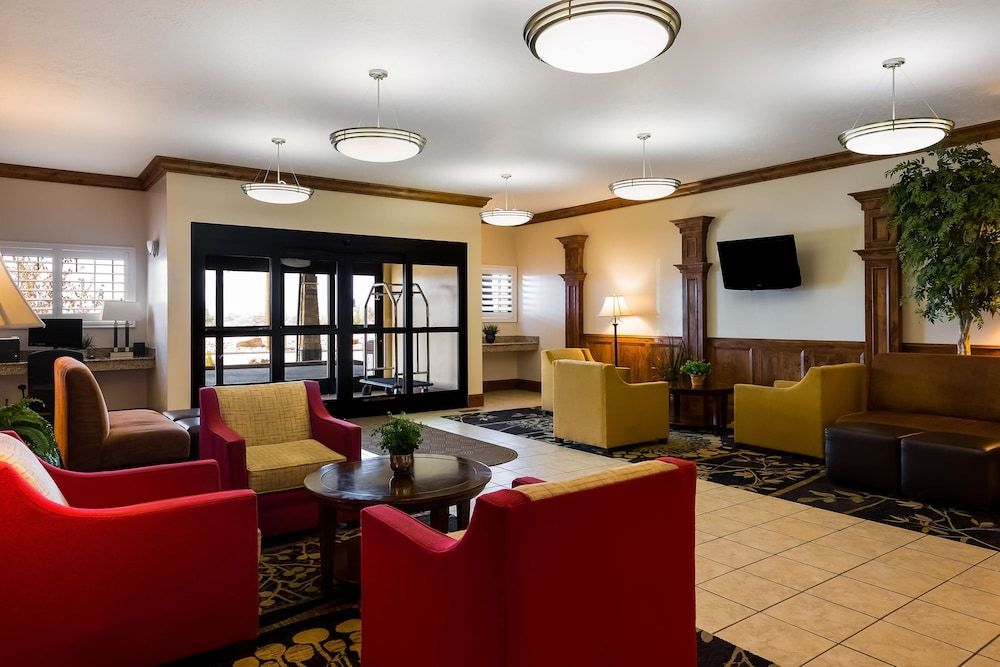 Best Western Plus Landmark Hotel 2
