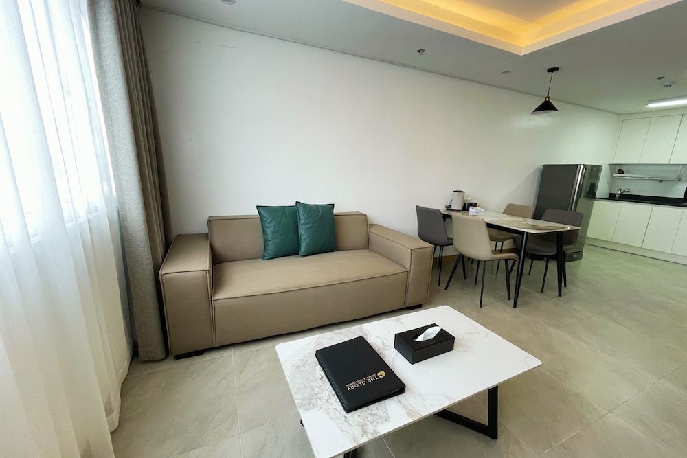 The Glory Hotel and Residence Clark Pampanga 3