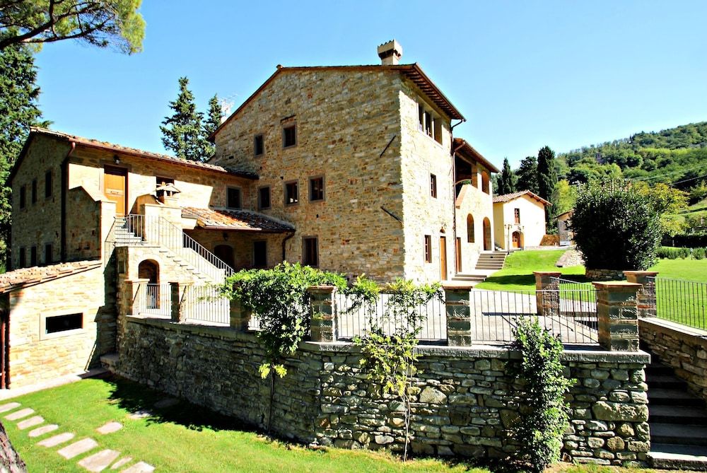 Tenuta Poggio Marino -1 estrelas em Dicomano