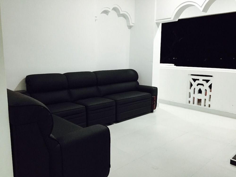 Villa Hotel 2