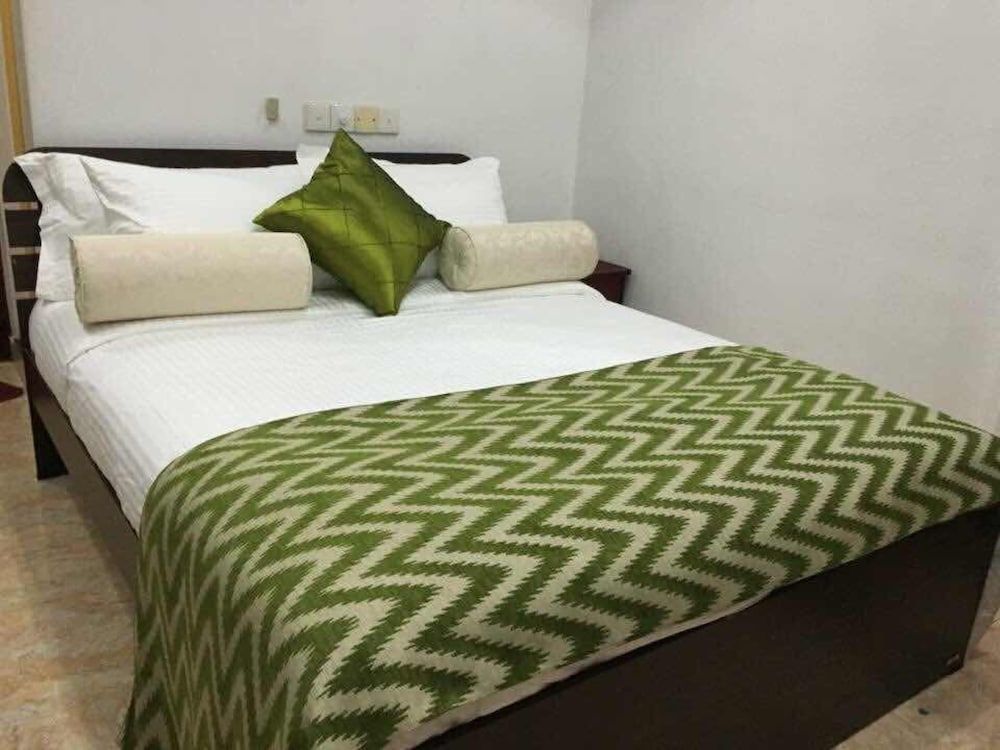 Villa Hotel 3