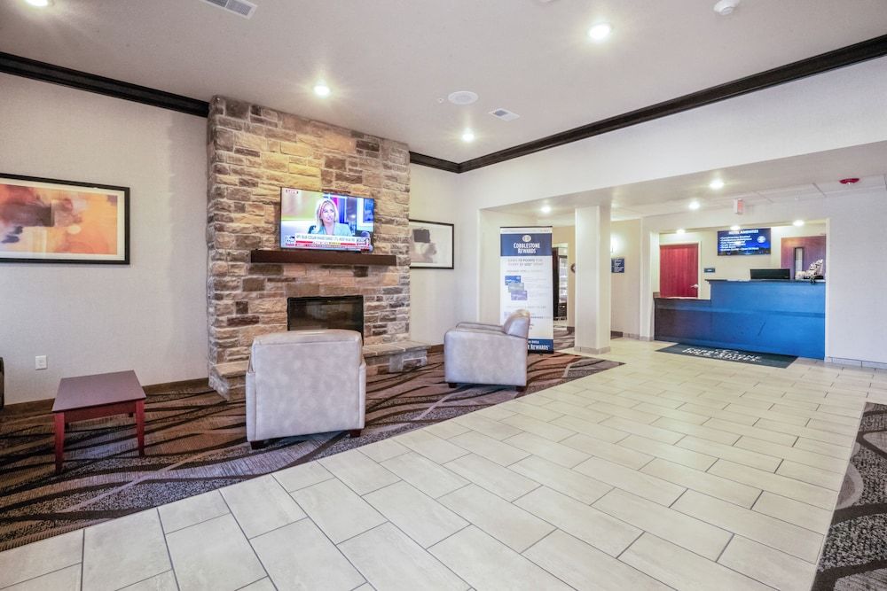 Cobblestone Inn & Suites - Boise City 2