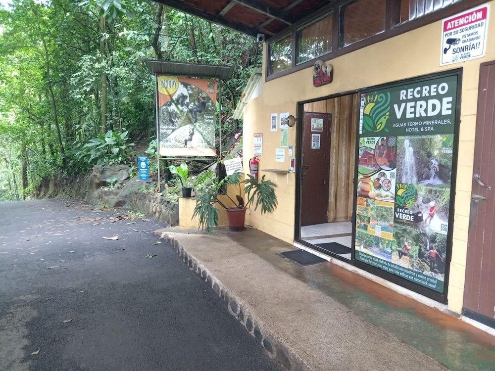 Recreo Verde Hot Springs & Spa 2