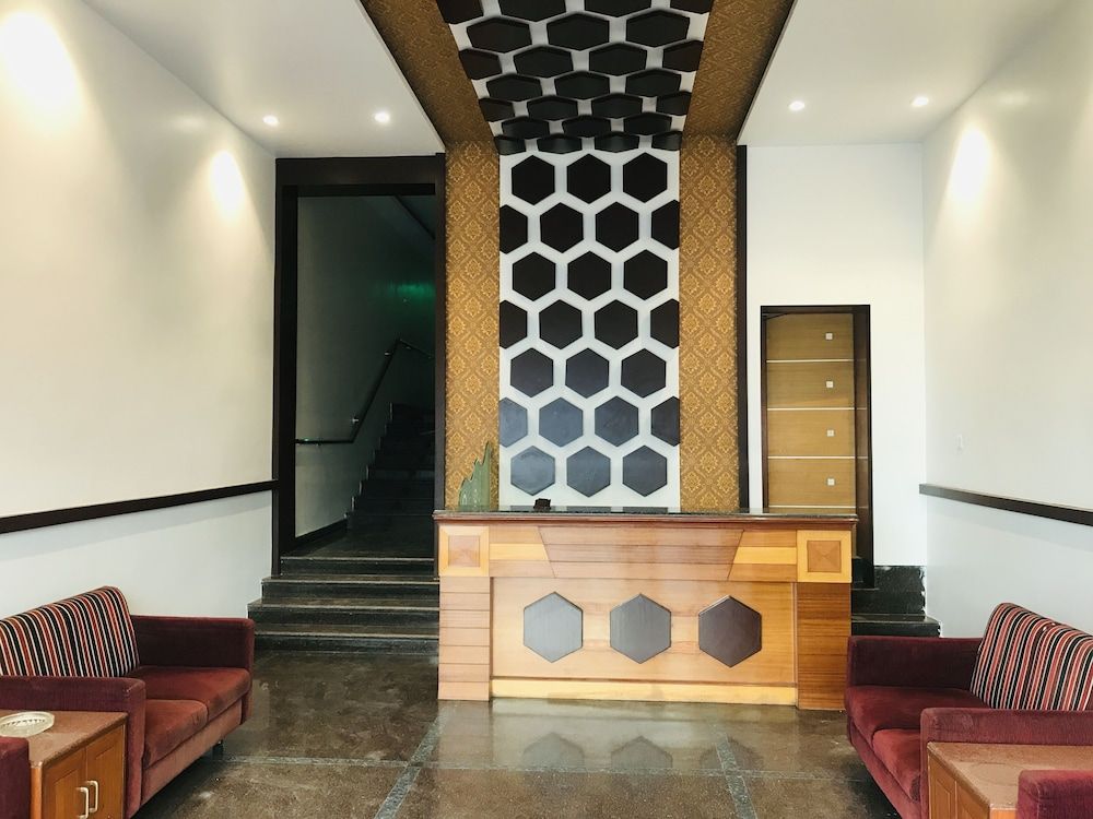 NAVEED RESIDENCY 3