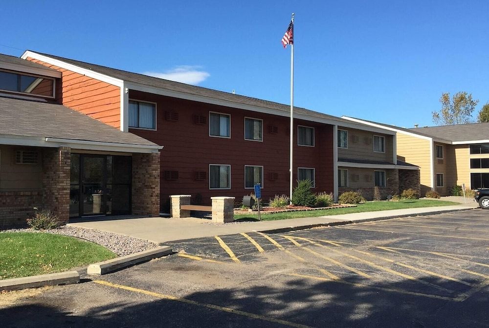 AmericInn by Wyndham Forest Lake 3 estrellas en Forest Lake