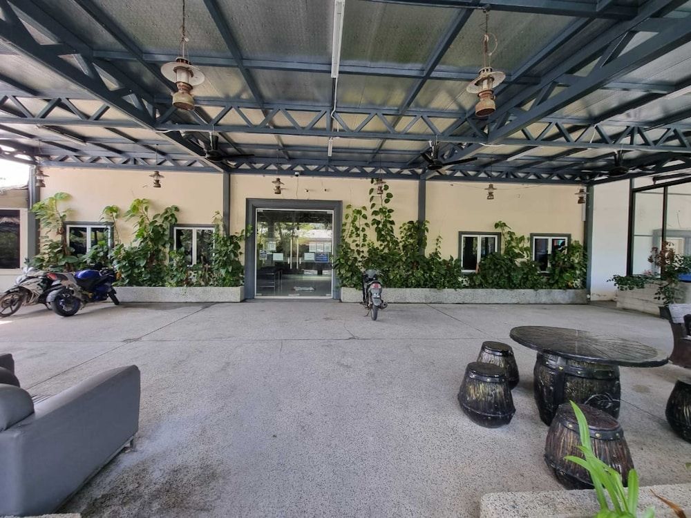 OYO 89849 Sekin Hotel And Resort 2