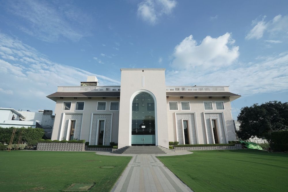 Nirmal Resort 3 estrelas em Bareilly