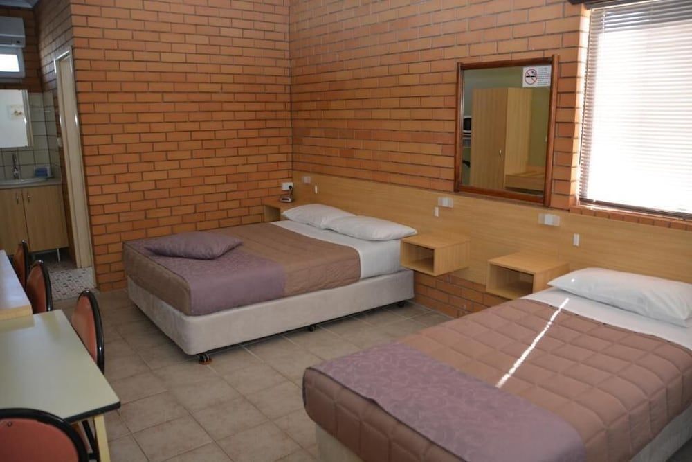 Grong Grong Motor Inn 3