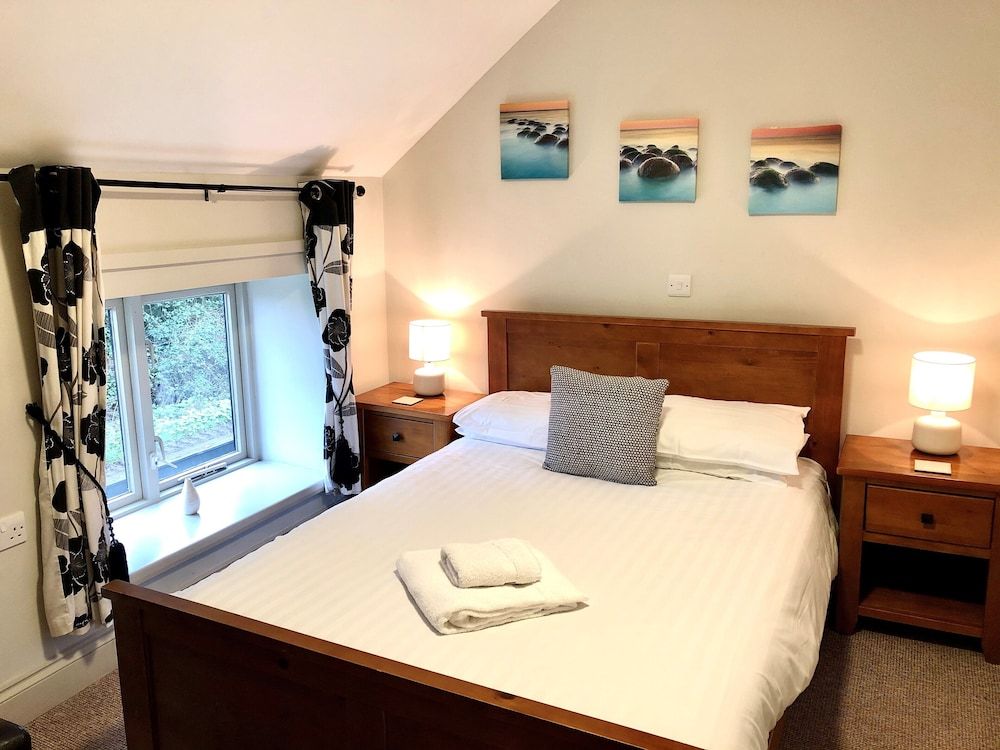 The Farmhouse at Fincham 3