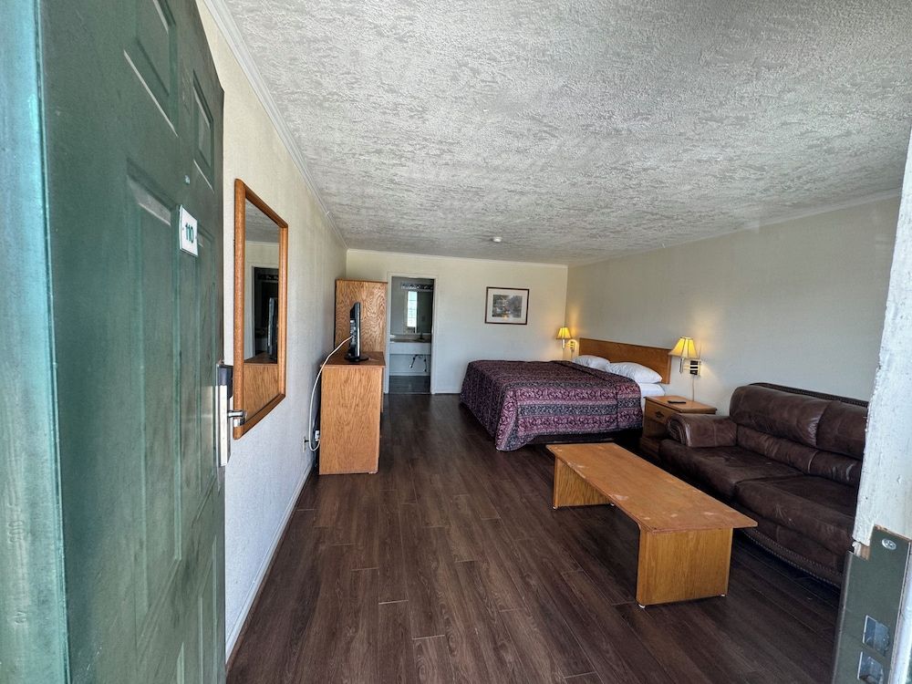 Country Inn 3