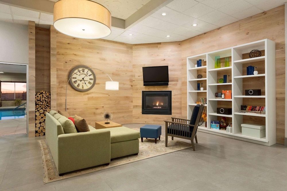 Country Inn & Suites by Radisson, Sidney, NE 2