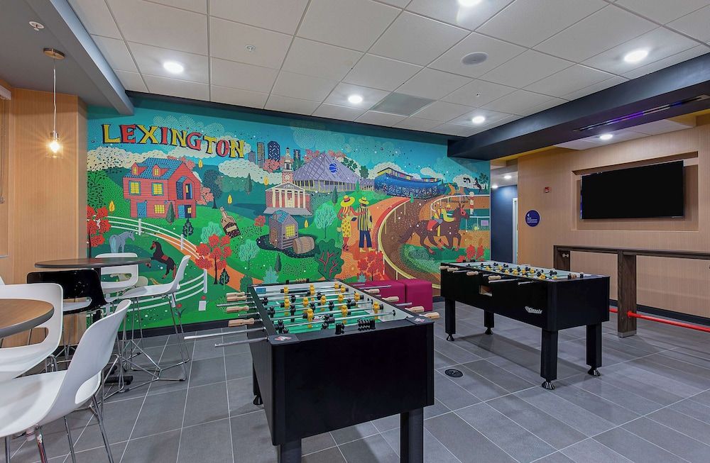 Tru by Hilton Lexington, VA 3