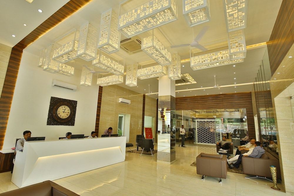 Jhansi Hotel 2