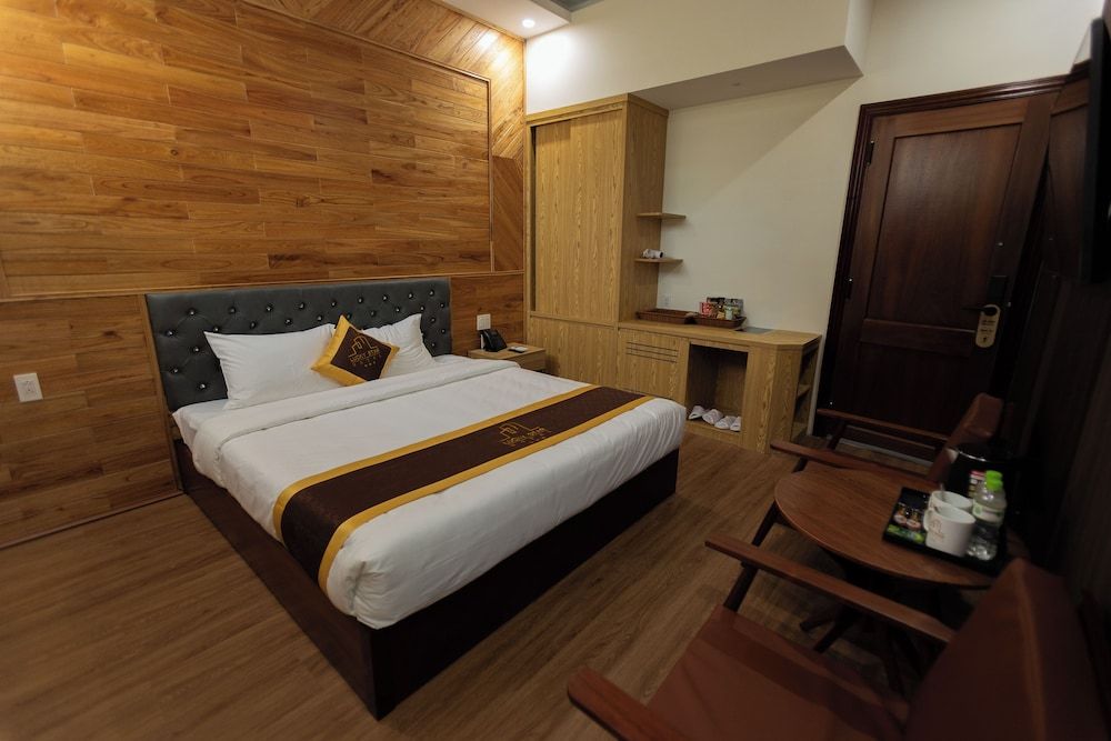 LuckyStar Hotel 2