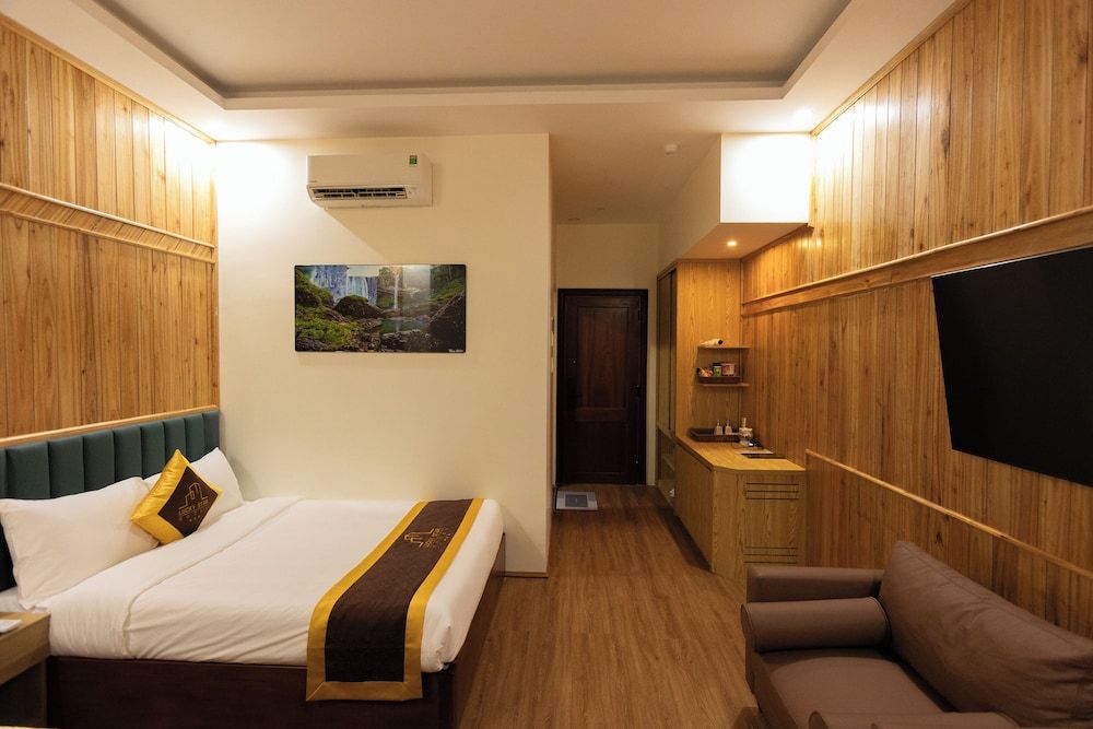 LuckyStar Hotel 3
