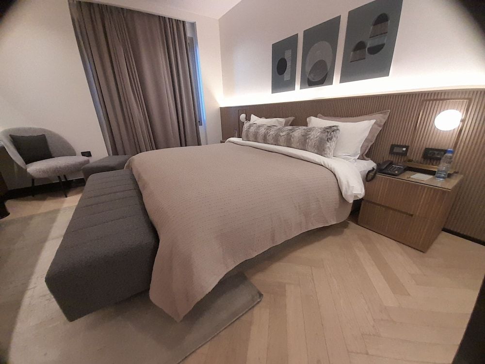 Faqra Hills Hotel 3
