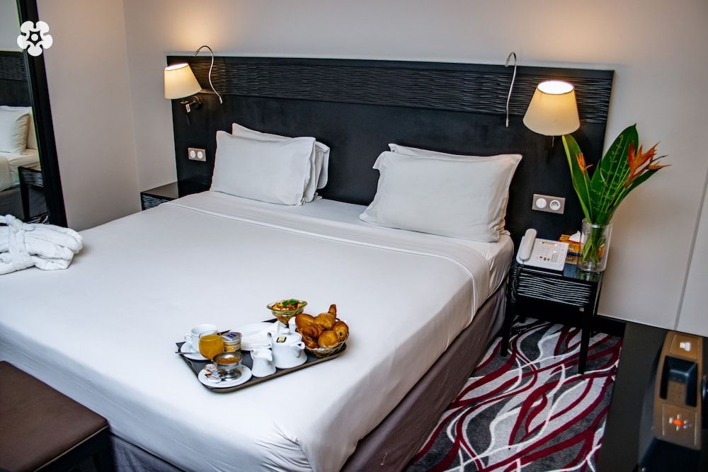 Grand Lancaster Brazzaville 3