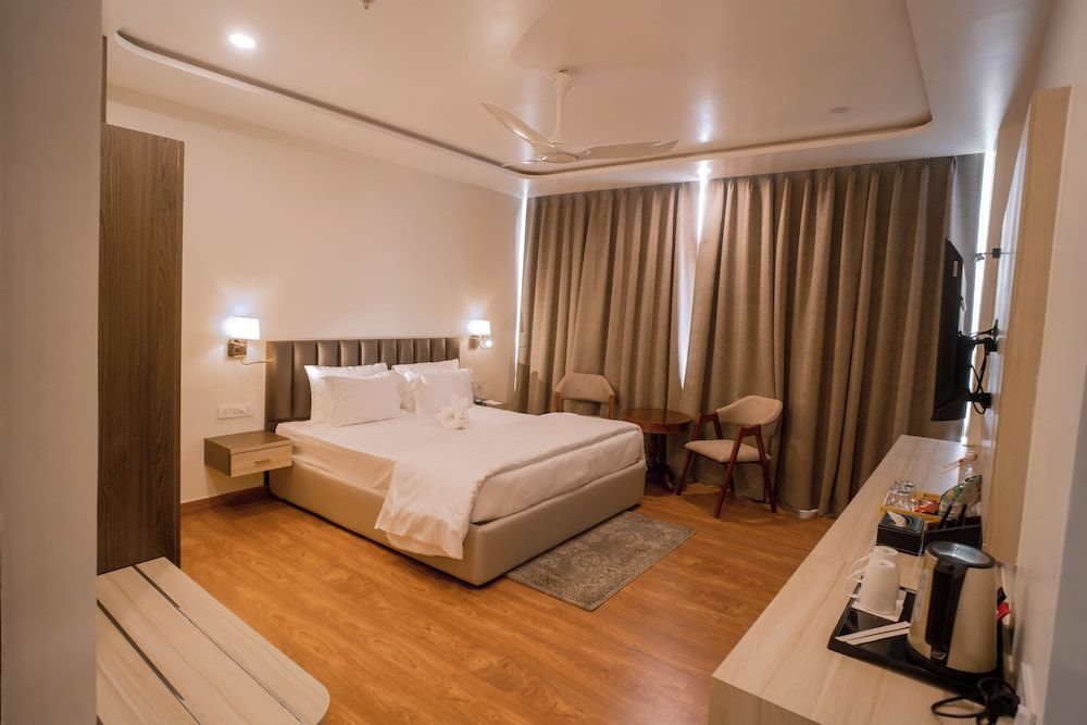 Mastiff Select Medha Plaza Deoghar 2
