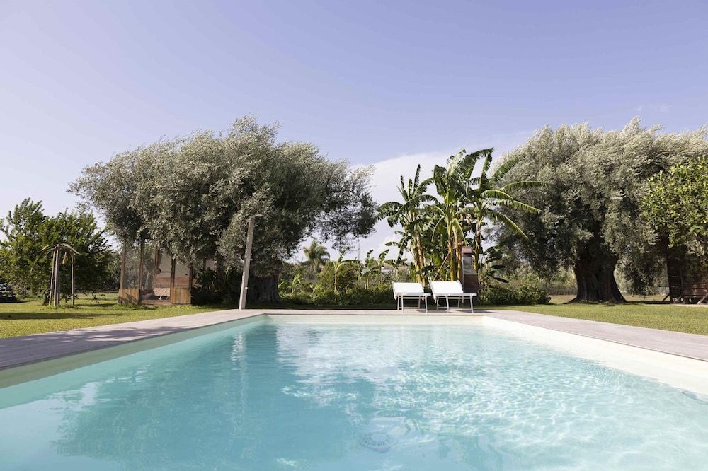 Casale Della Pergola With Cottage Sugarcane Pool -1 estrelas em Noto Marina