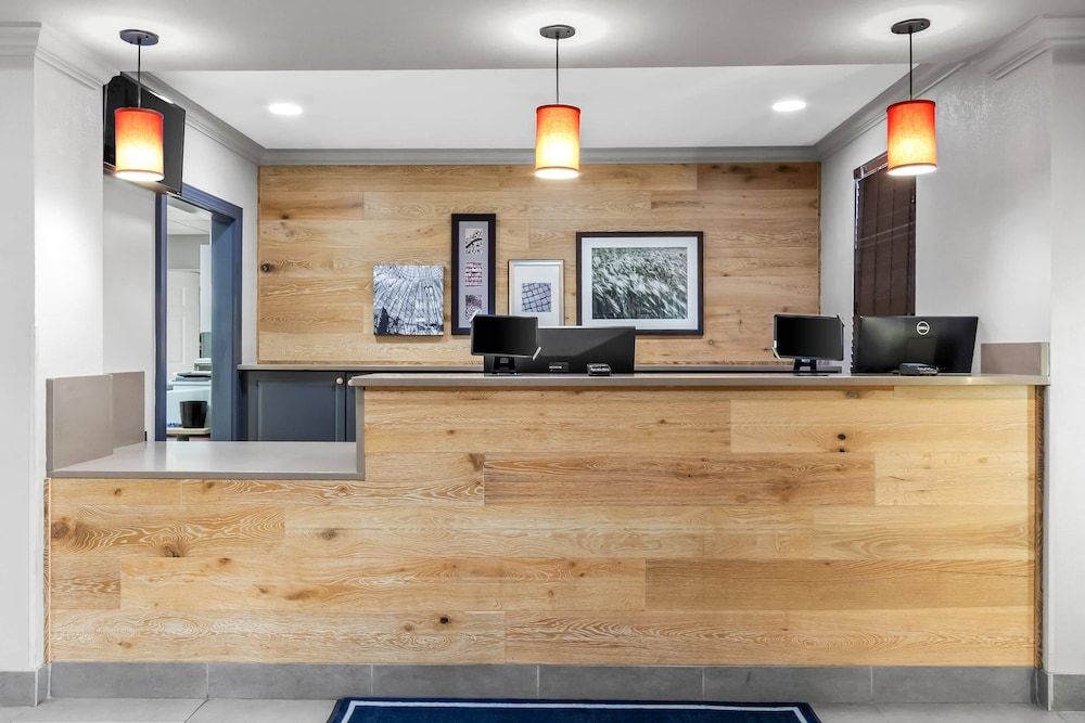 Country Inn & Suites by Radisson, Aiken South 3