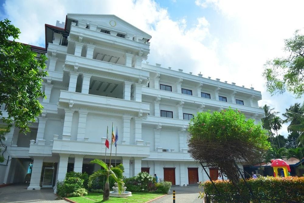Euro Star Hotel 4 estrellas en Katunayake