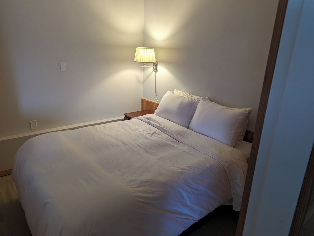 Gordie's Inn & Suites 3 estrellas en Alert Bay