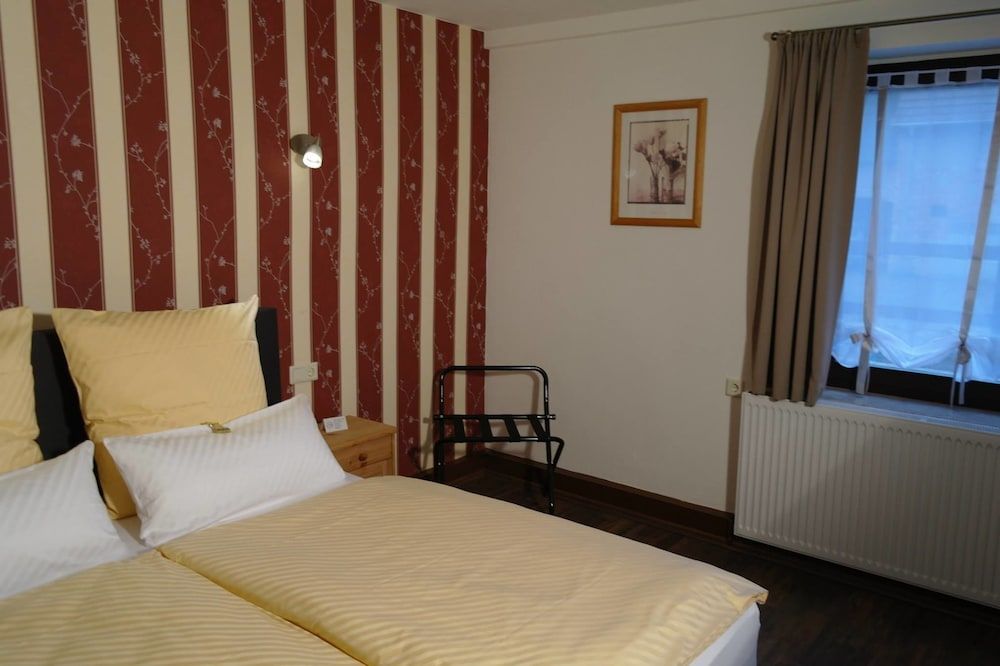 Heidehotel Jagdhof Dobra GmbH 3