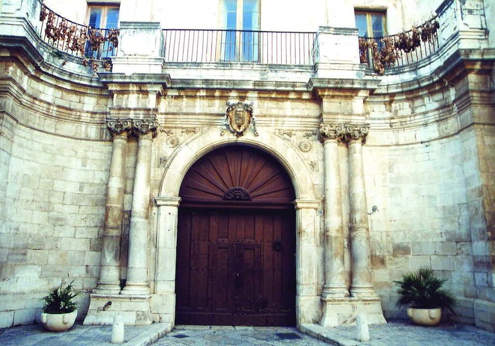 Palazzo Moccia -1 estrellas en Rutigliano