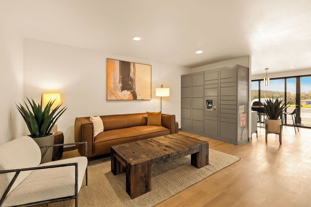 LivAway Suites Nashville- Smyrna 2