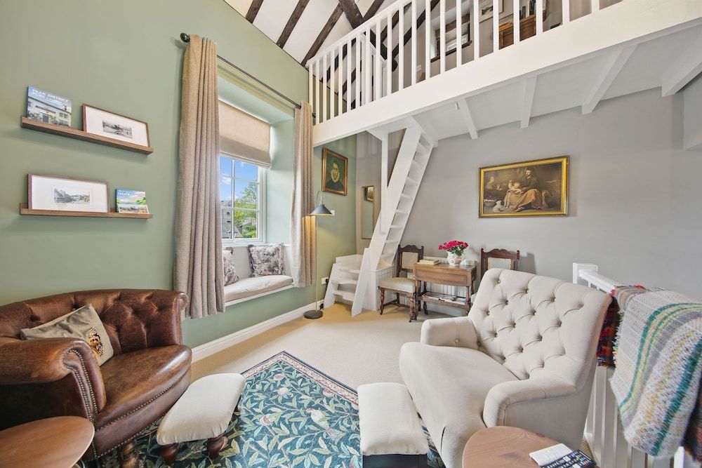 Host Stay Foxglove Cottage 2