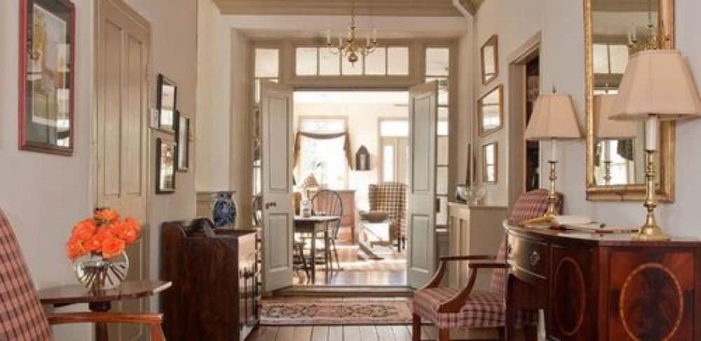 The Wayside Inn Bed & Breakfast 2