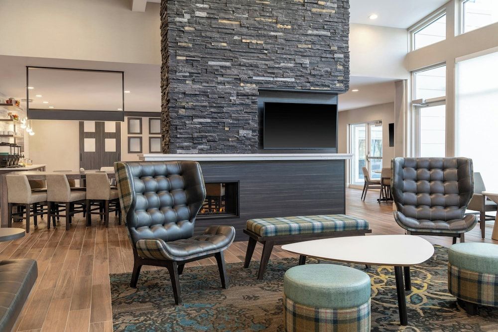Residence Inn By Marriott Detroit Dearborn 3