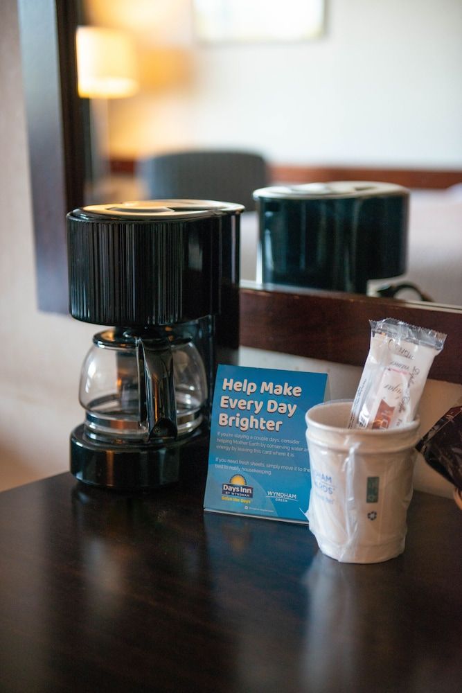 Days Inn by Wyndham Waynesboro 3