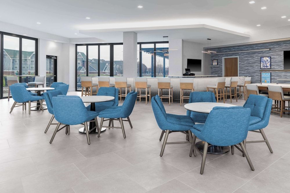 Homewood Suites Holland 3