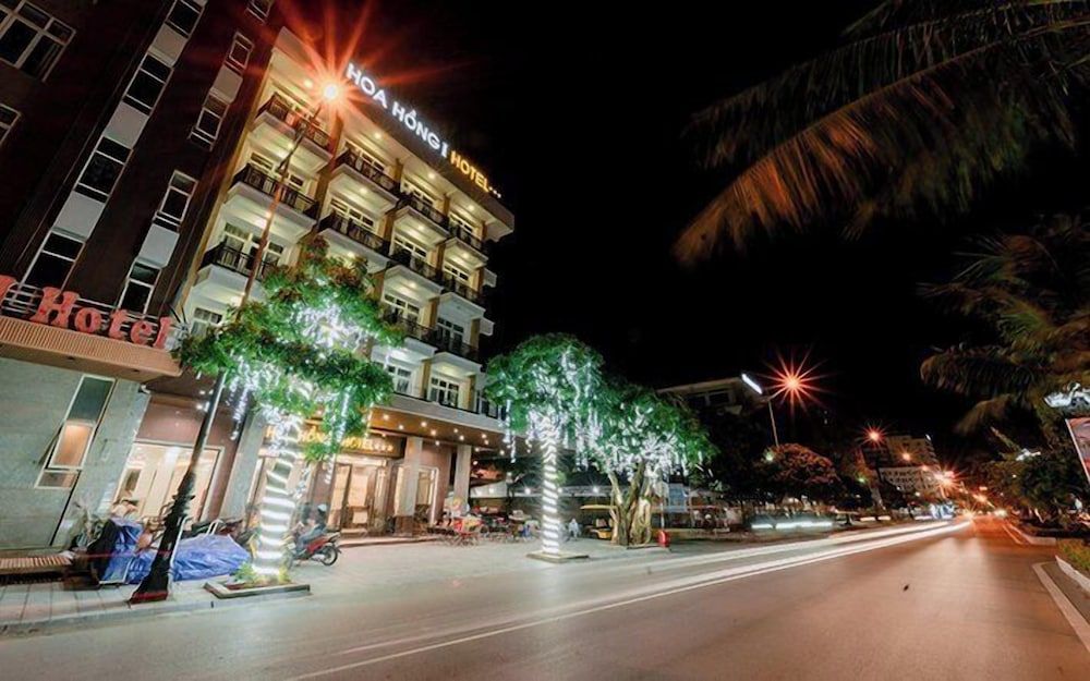 Hoa Hong 1 Hotel SS - by Bay Luxury 3 estrellas en Sầm Sơn