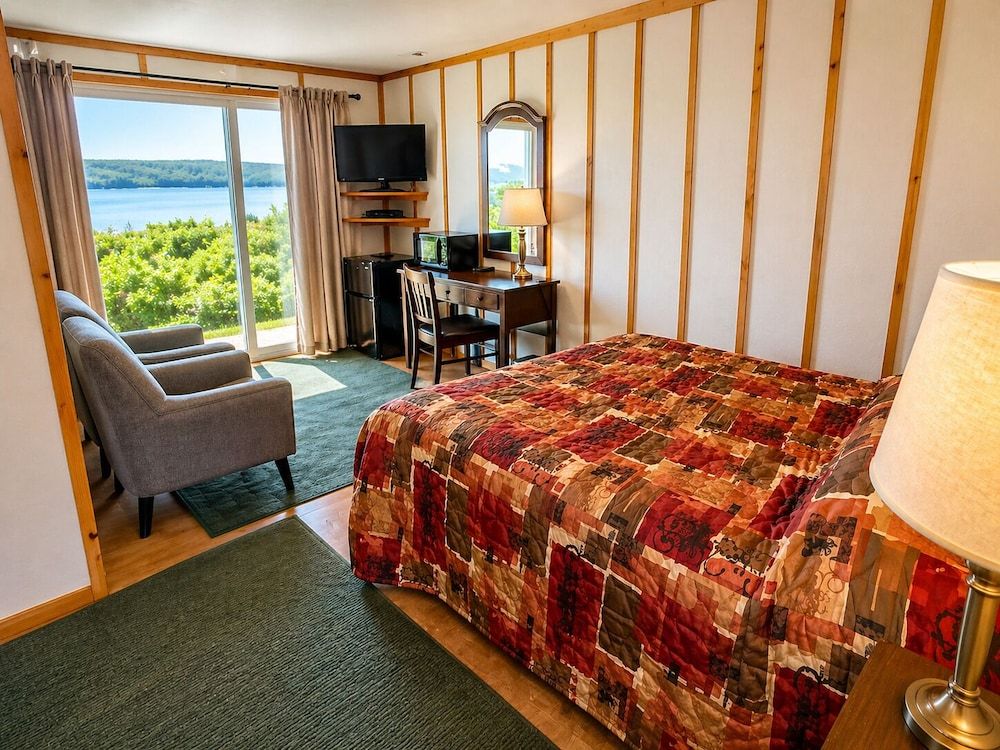 Baddeck Inn 3