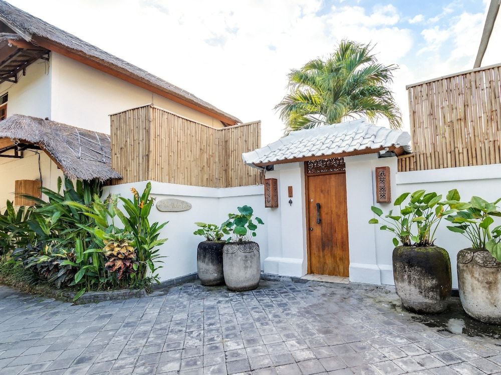 Villa Waterlily by Villa Finder 2
